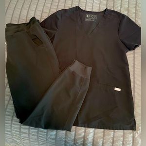 Black FIGS scrubs set
